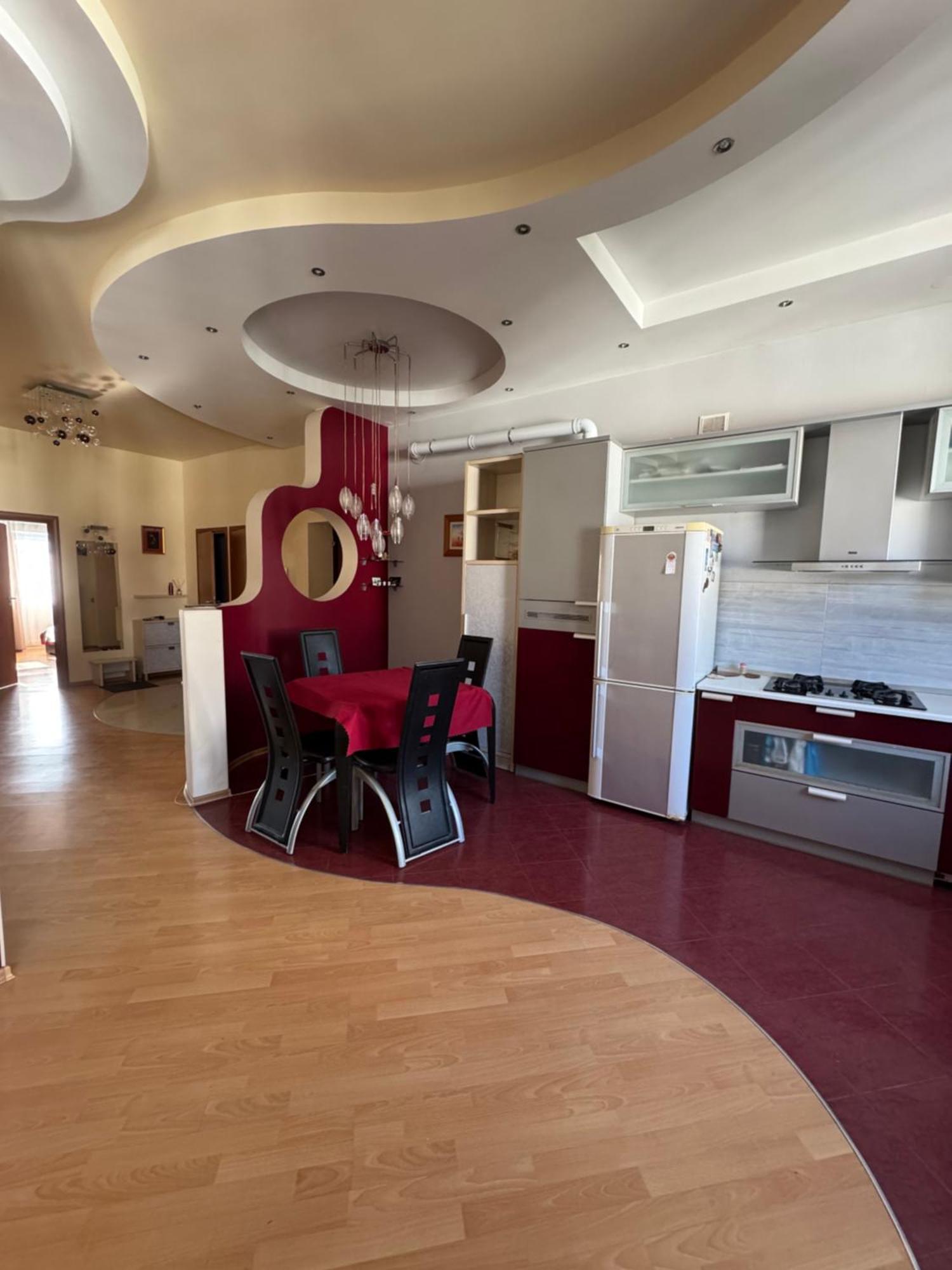Modern Apartment On Mechnikova Street 18 Lviv Ngoại thất bức ảnh