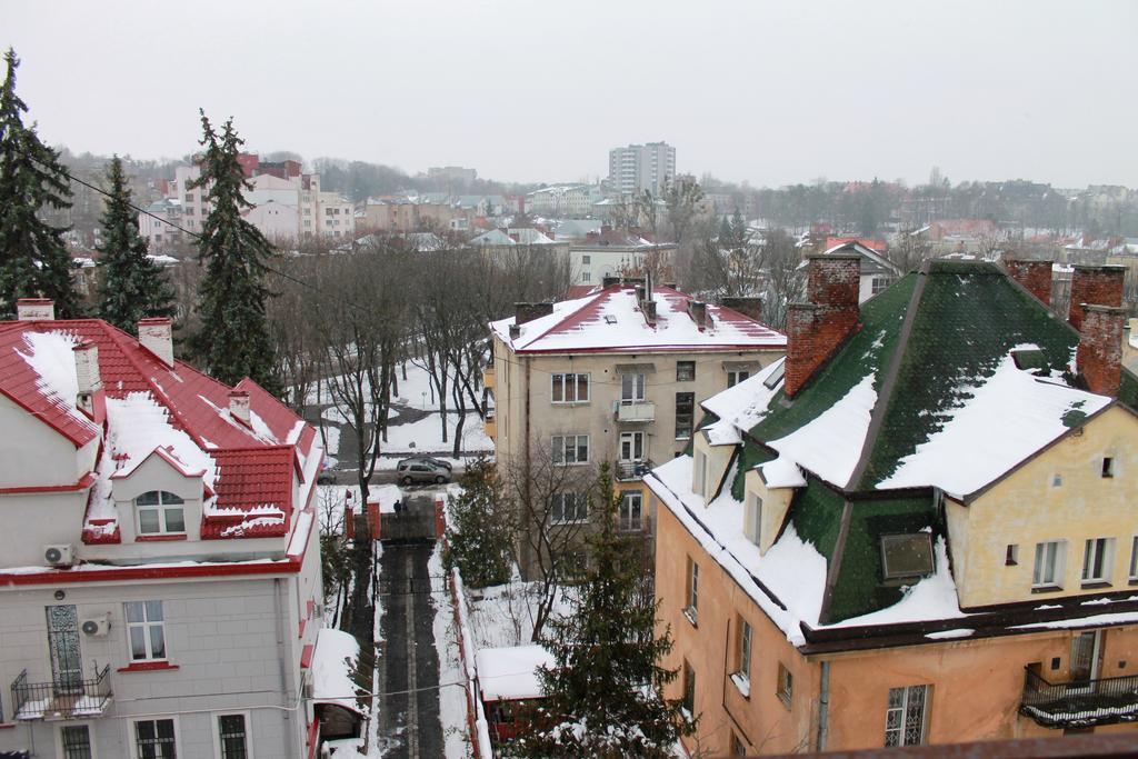 Modern Apartment On Mechnikova Street 18 Lviv Ngoại thất bức ảnh